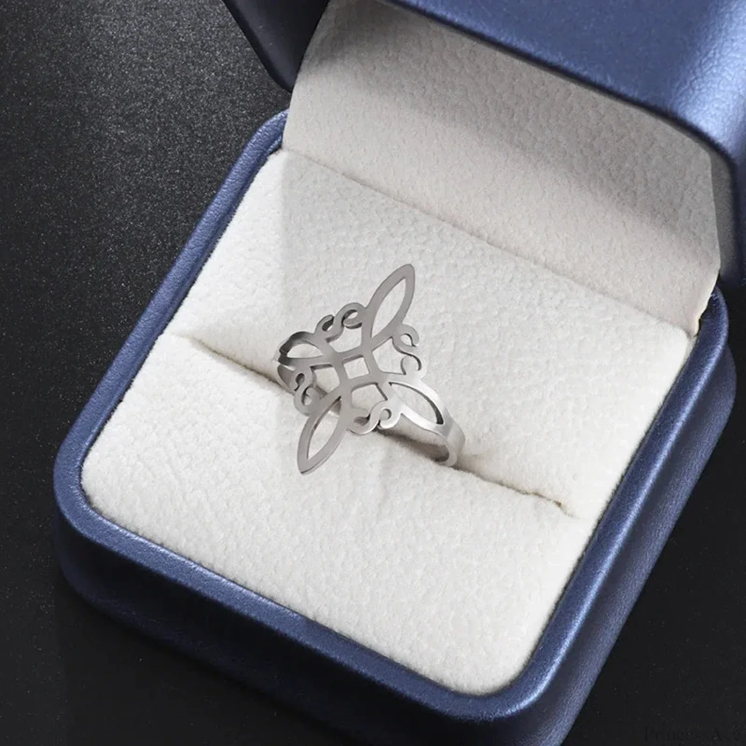 Sinister Eye Style Gothic Pointer Ring - Image 14