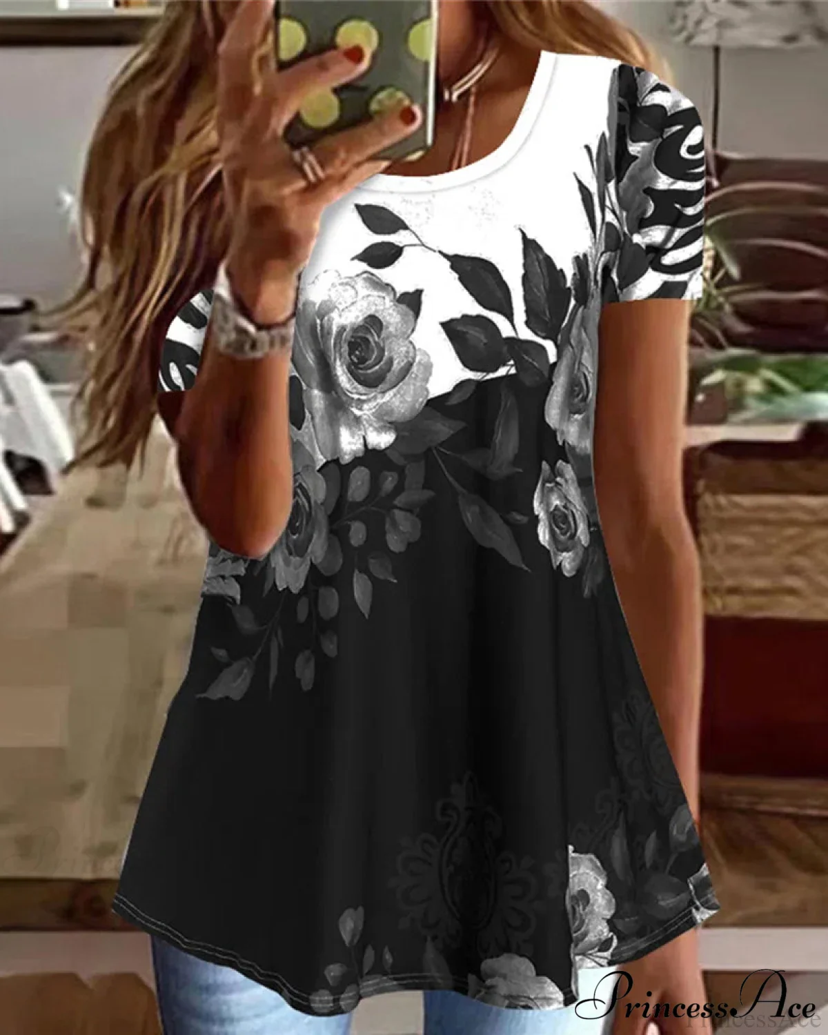 Sleeve Short Print Flowered Tee