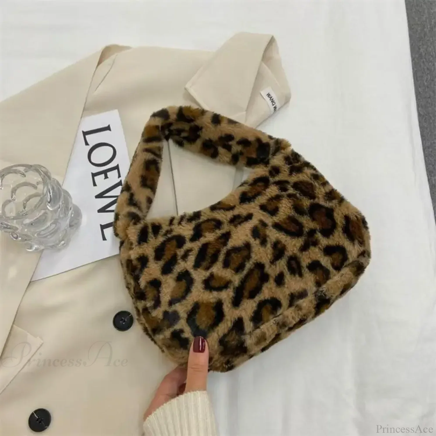 Soft Plush Leopard Pattern Shoulder Tote Handbag - Image 9