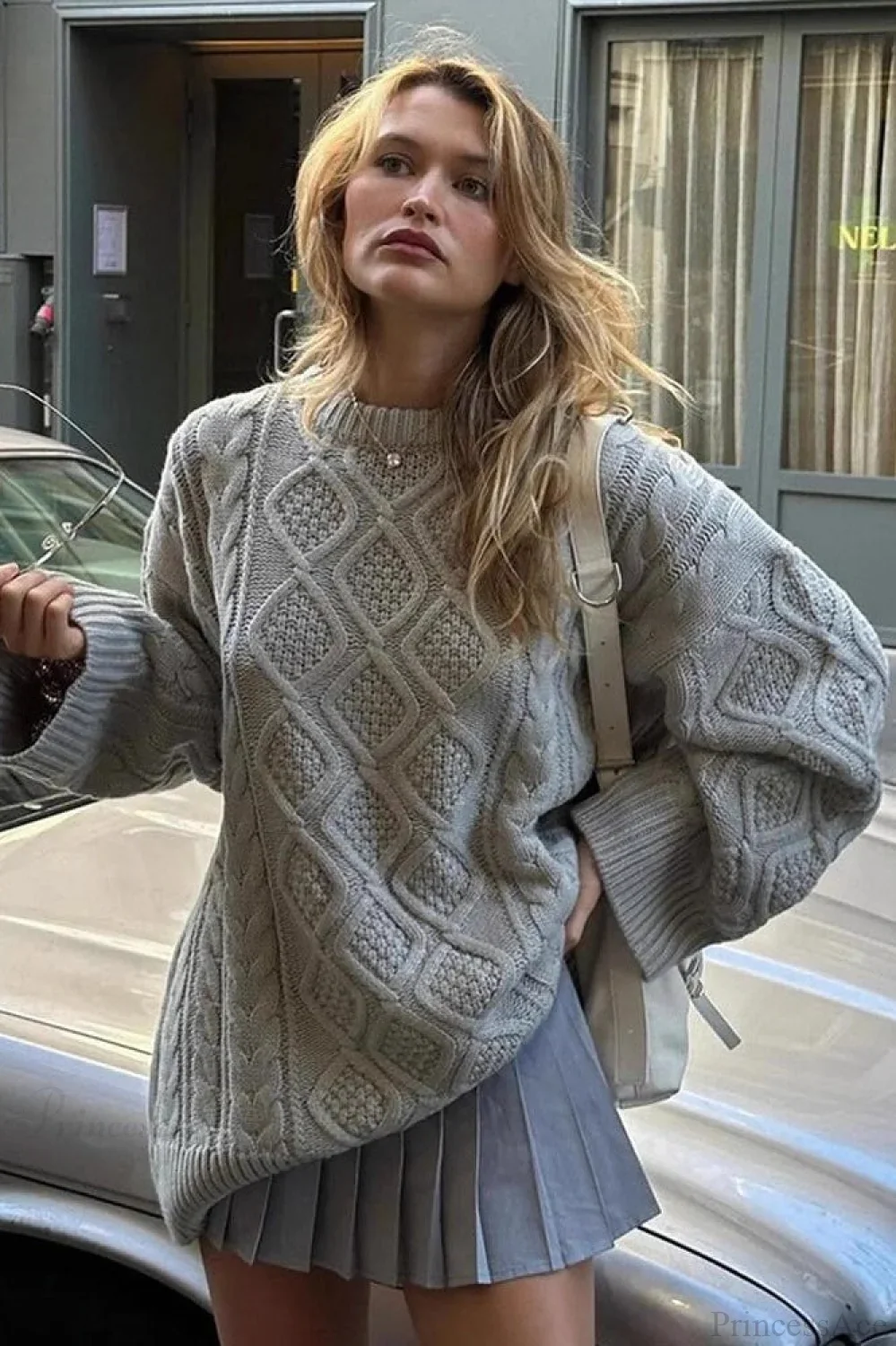 Solid 3D Chunky Cable Argyle Crewneck Loose Sweater - Image 2