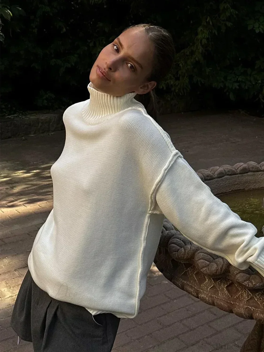 Solid Color Fashion Turtleneck Sweater - Image 3