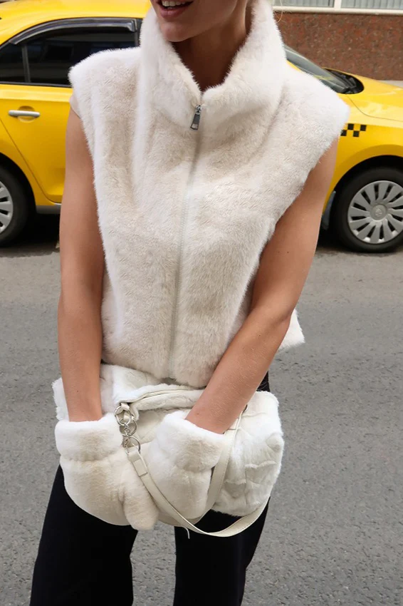 Solid Color Faux Fur Stand Collar Vest