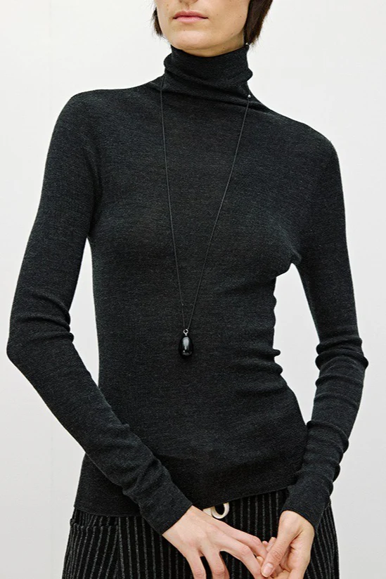 Solid Color Washable Wool Turtleneck Long Sleeve Tee - Image 5