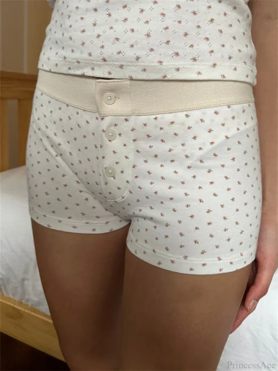 Solid Heart Print Elastic Short - Image 18