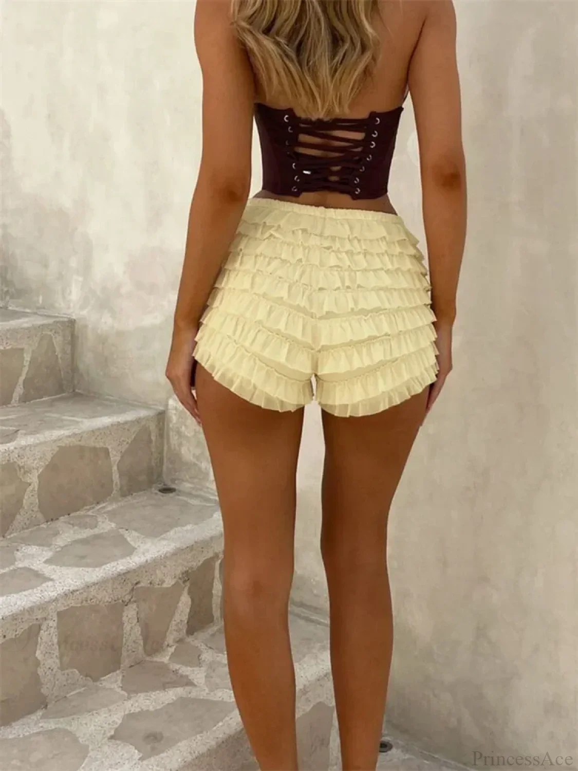 Solid Layered Ruched Slim Short - Image 2