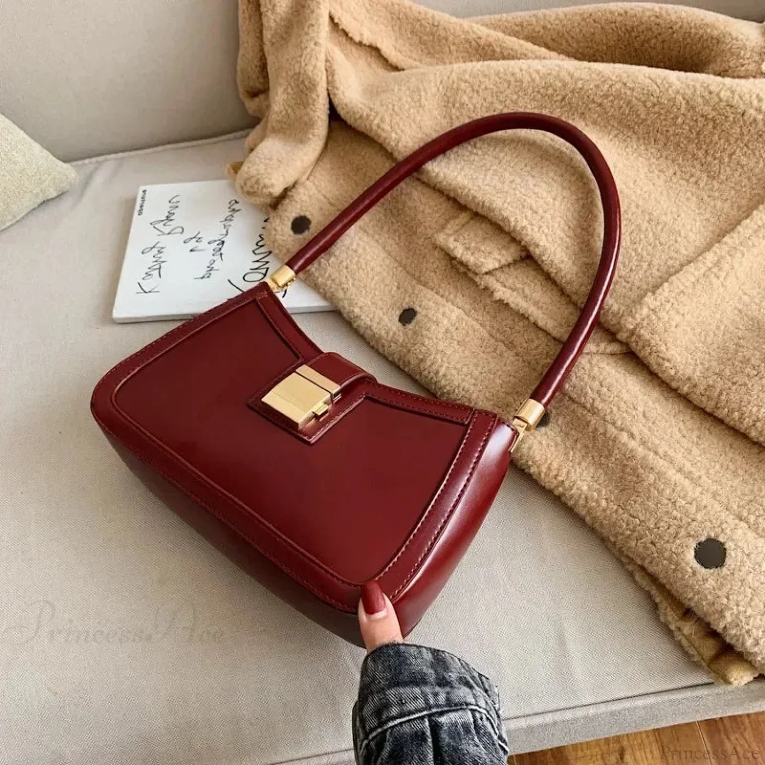Solid PU Leather Trendy Lock Shoulder Bag - Image 4