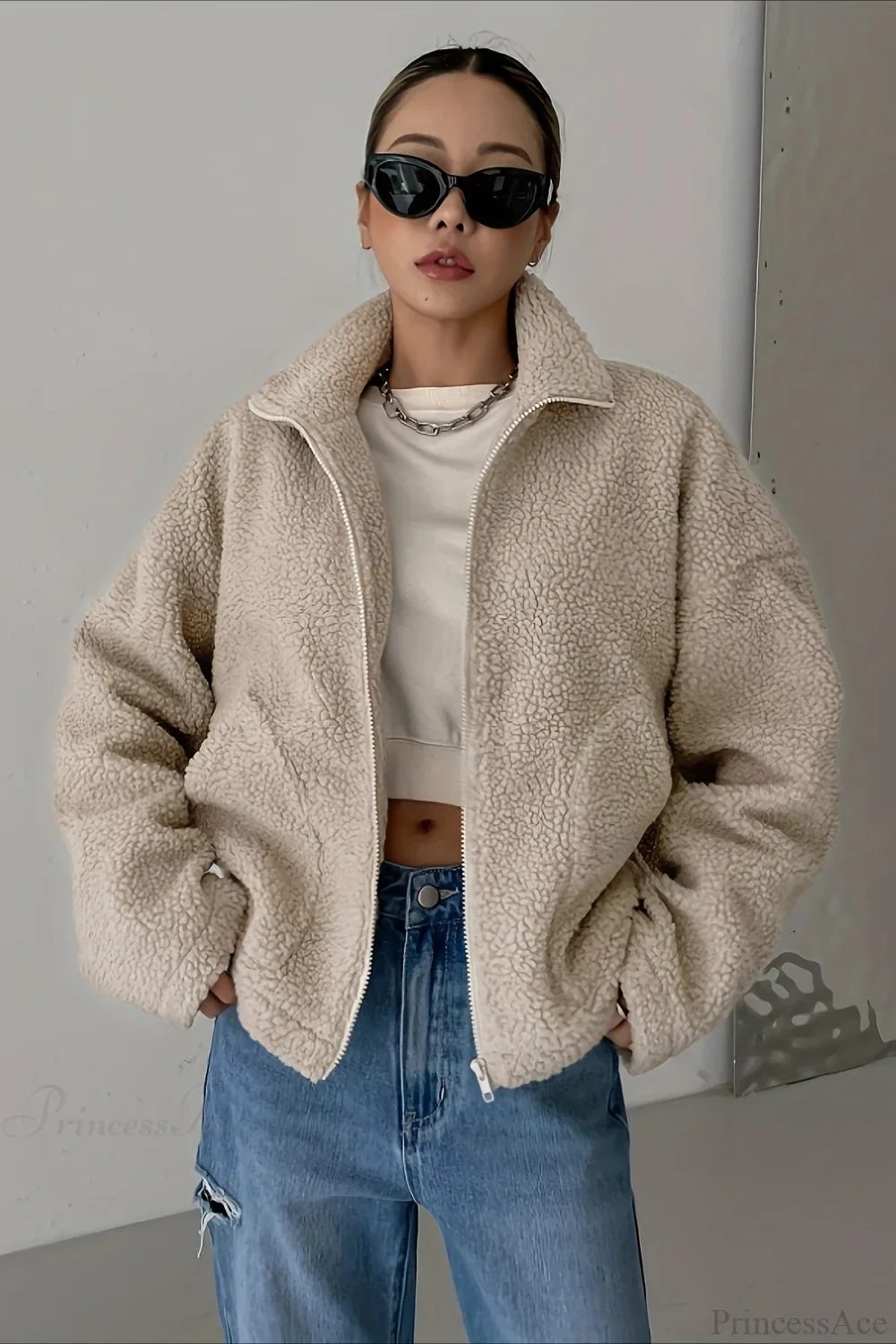 Solid Relaxed Shearling High Neck Jacket - Image 4