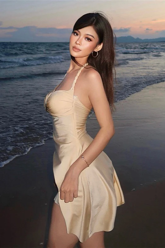 Solid Sexy Halter Bandeau Waist Cinched Mini Dress - Image 4