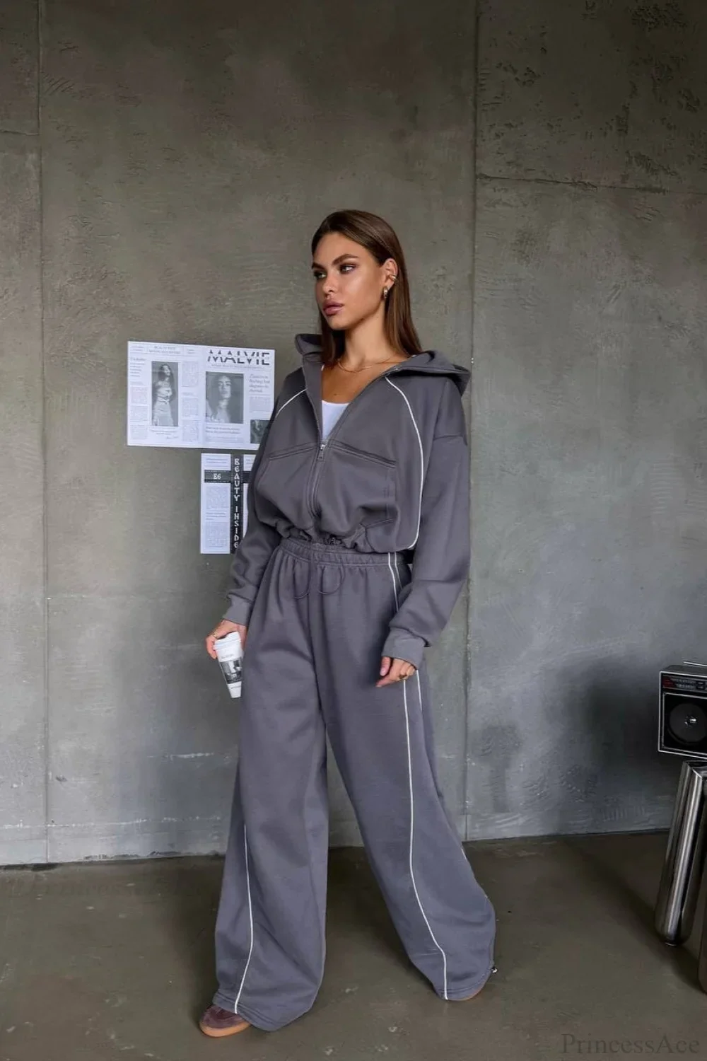 Sporty Color Block Hooded Straight-Leg Pants Two Piece Set - Image 8