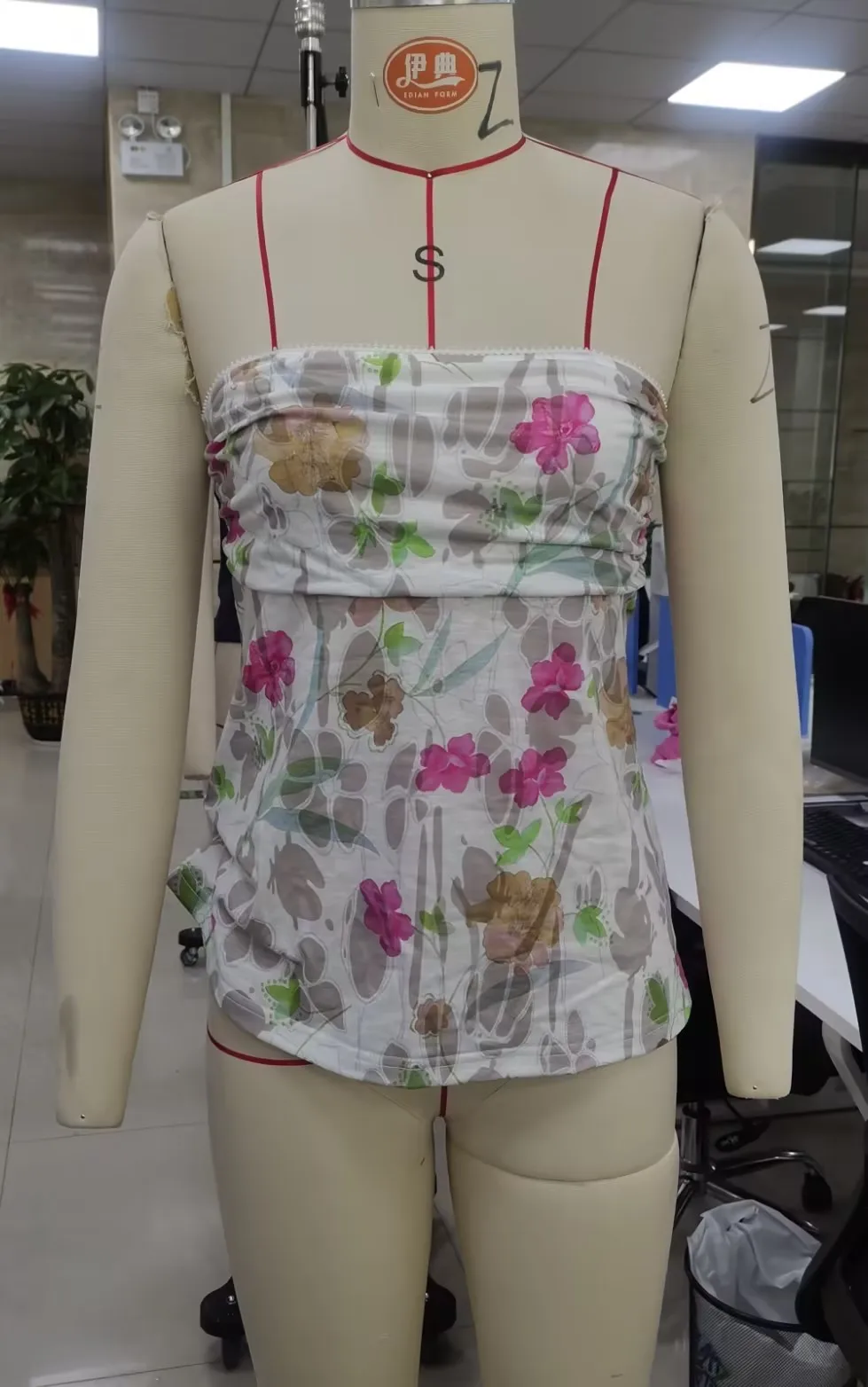 Strapless Flower Print Crop Top - Image 6