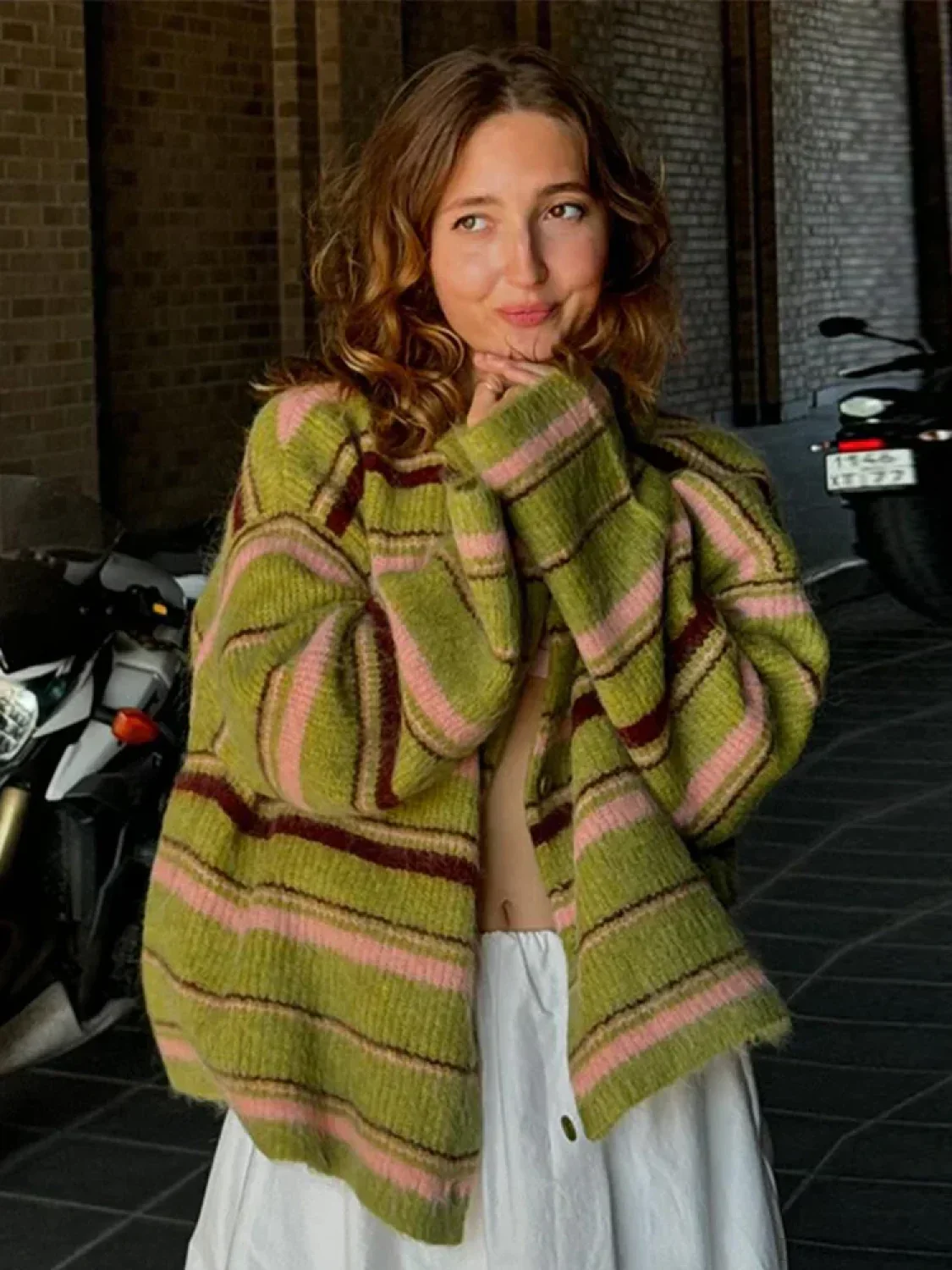 Stripe V-neck Single Breasted Cardigan - Image 3