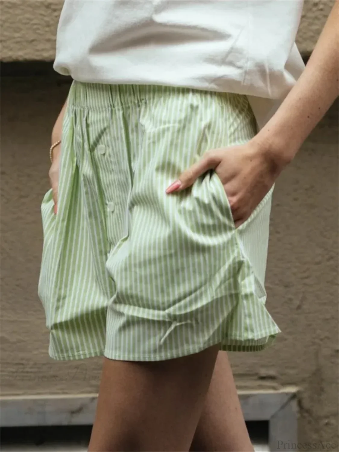 Striped Button High Waist Short - Image 3