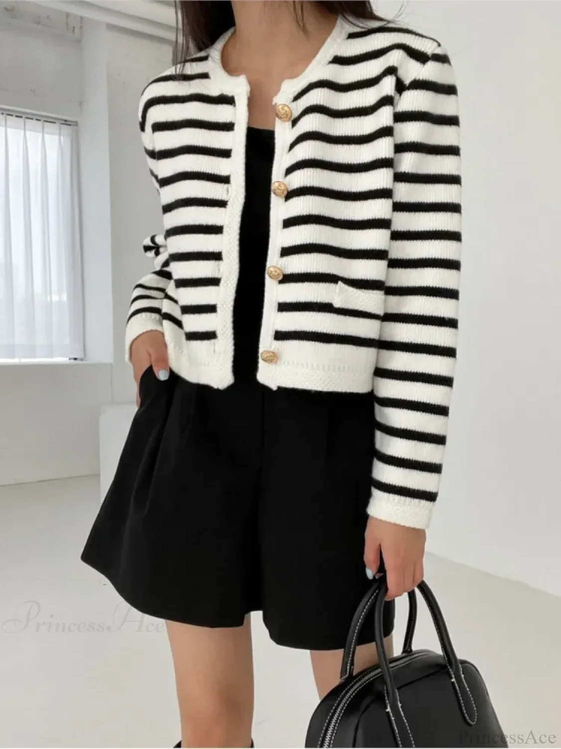 Striped Print Cropped Loose Knit Knit Cardigan - Image 2