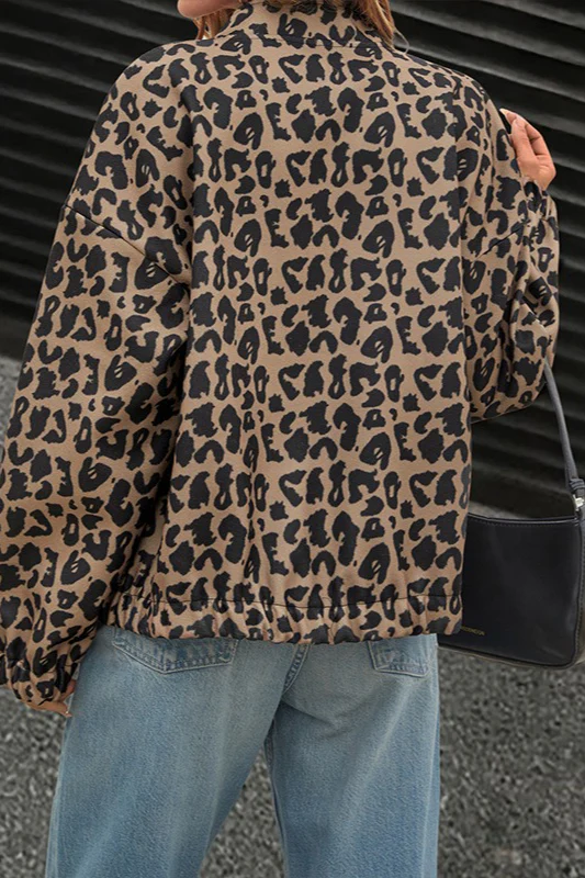 Stylish Brown Leopard Print Coat - Image 3