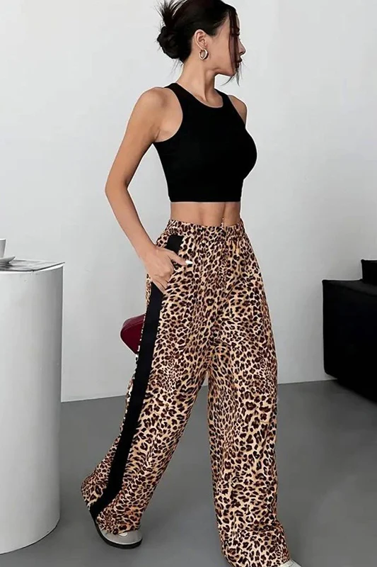 Stylish Leopard Print Black Trim High-Waisted Wide-Leg Pants - Image 4