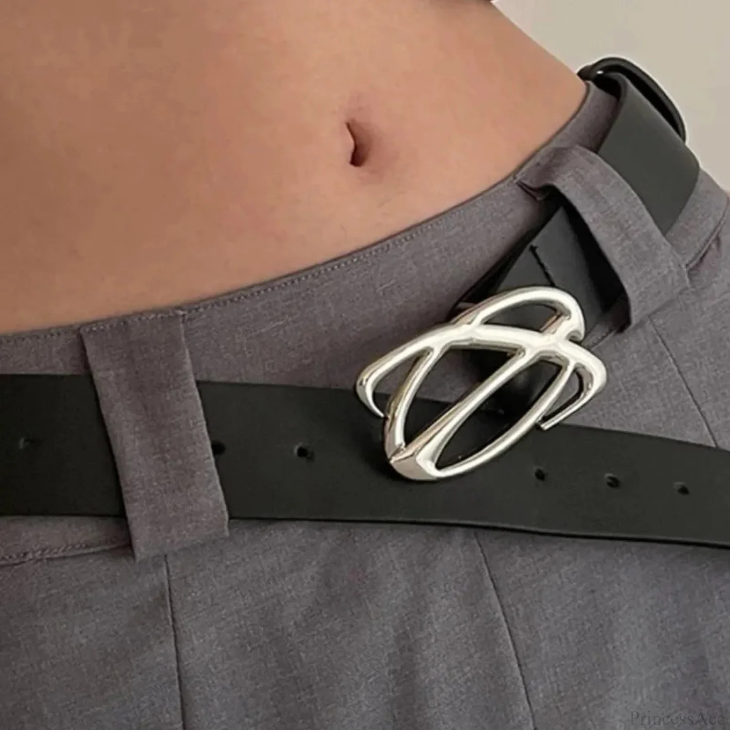 Stylistic Lavish Gothic Y2K Leather Belt - Image 2