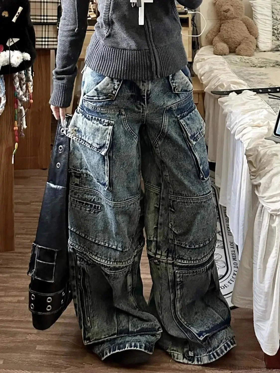 Tall Waist Dark Multi-Pocket Pant - Image 2
