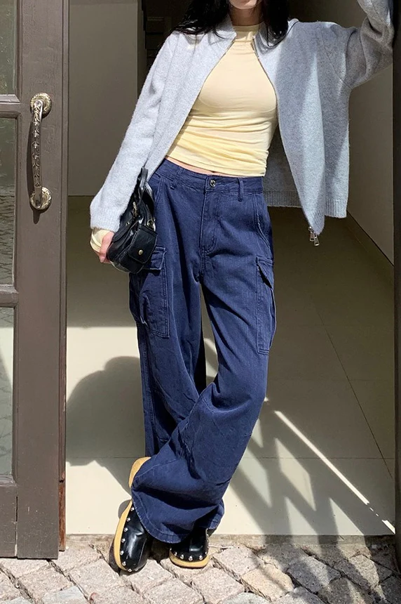 Textured Cargo Bootcut Casual Jeans - Image 9