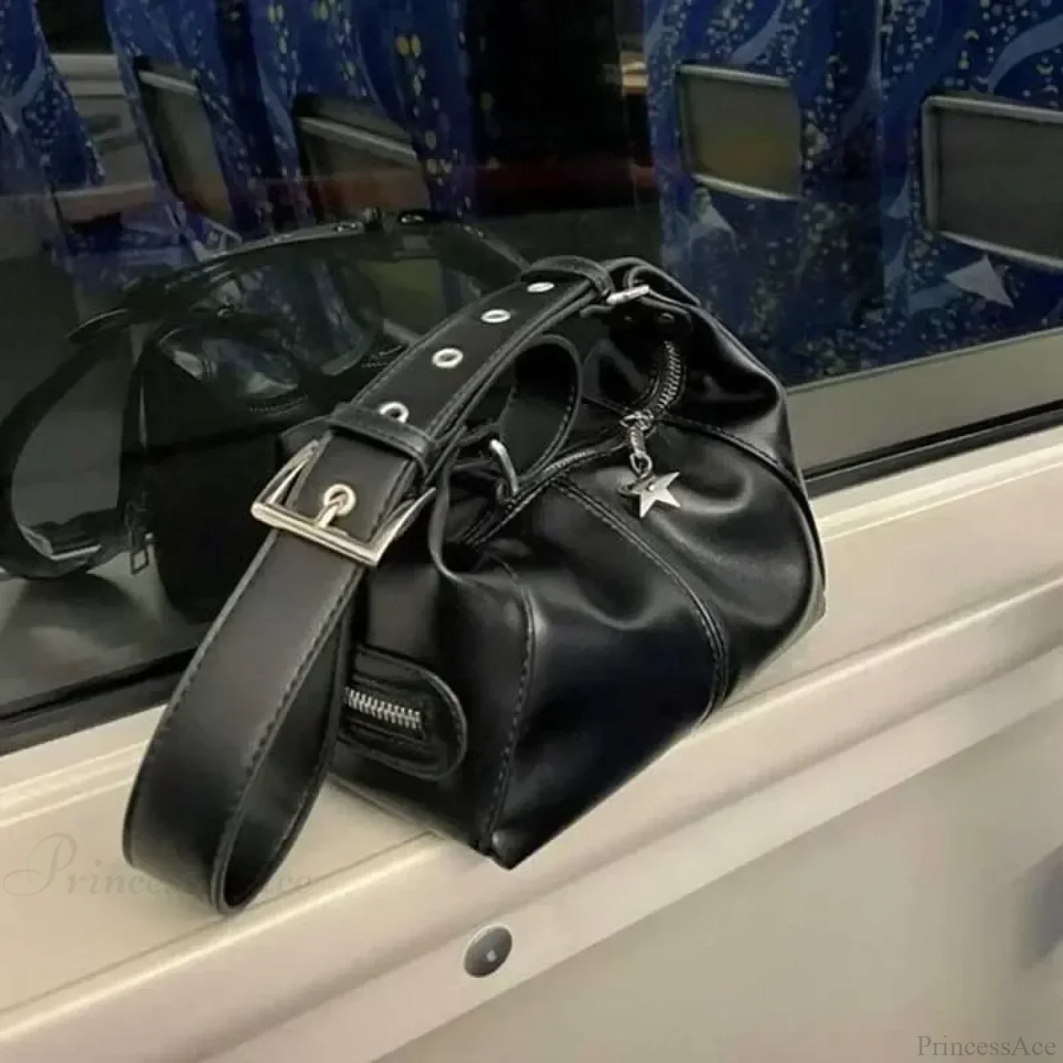 Trendy South Korean Retro Tote Shoulder Bag - Image 3