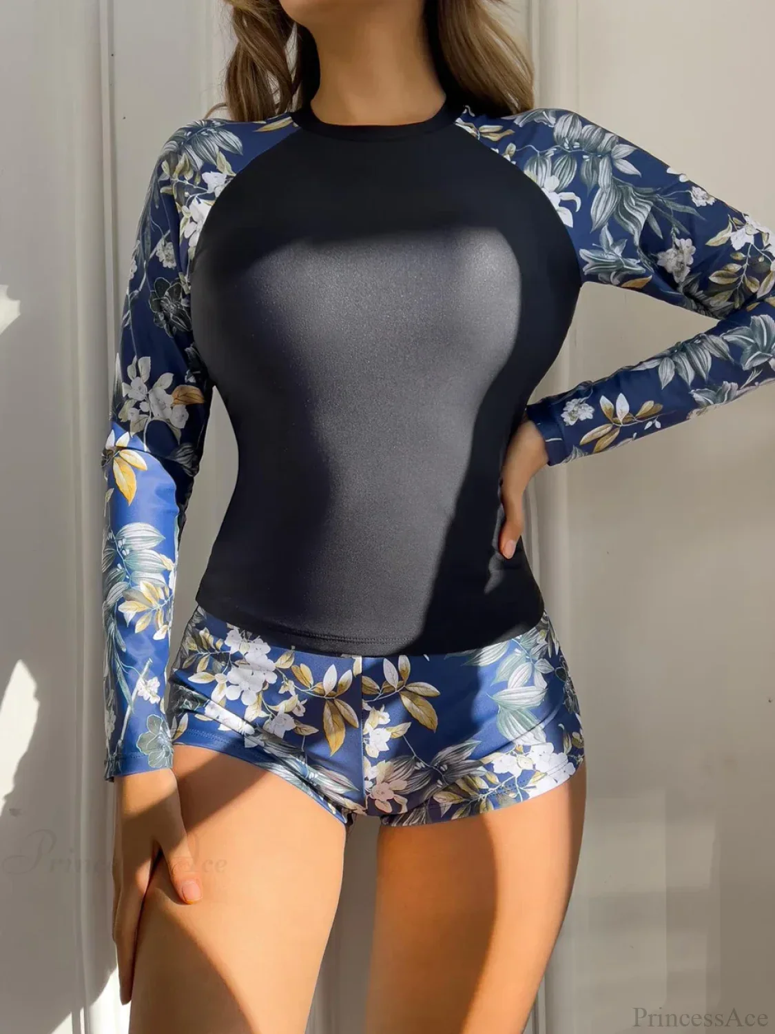 Tropical Print Rashguard Two Piece Set - Image 19