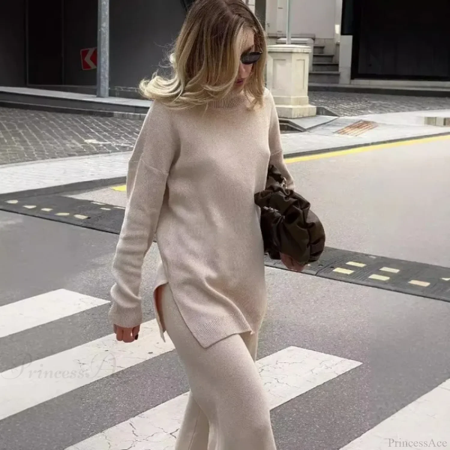 Turtleneck Casual Long-Sleeved Knitted Sweater - Image 6
