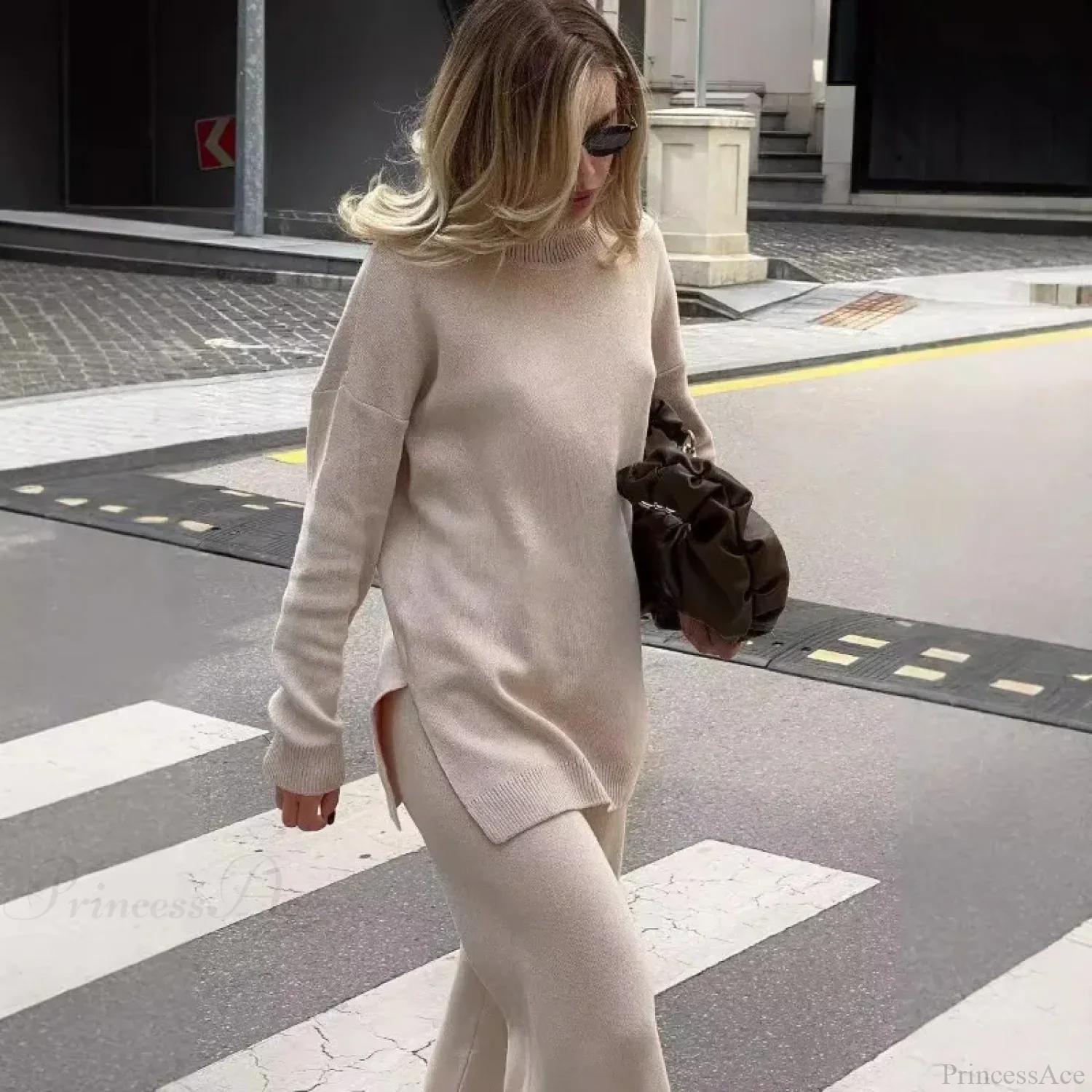Turtleneck Casual Long-Sleeved Knitted Sweater - Image 9