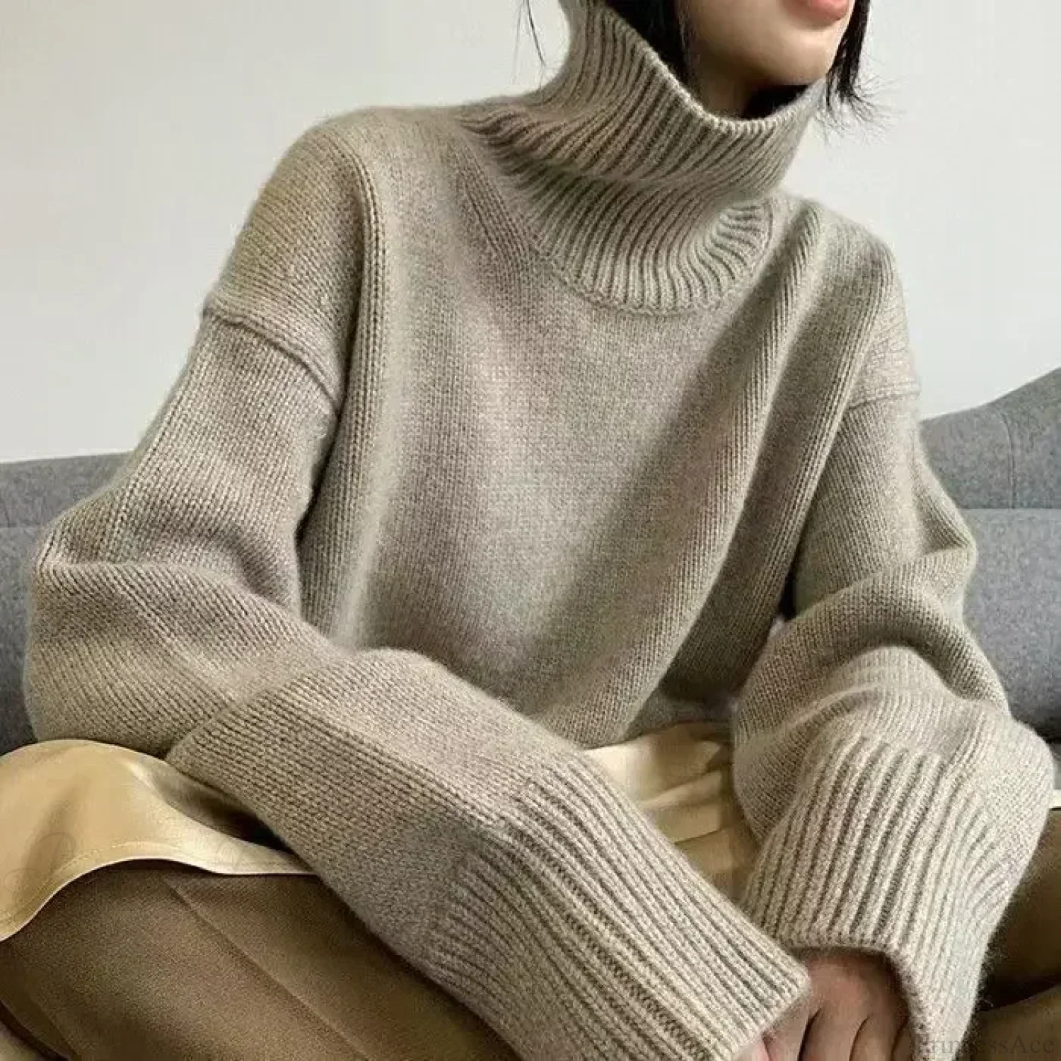 Turtleneck Elegant Gray Red Sweater - Image 6