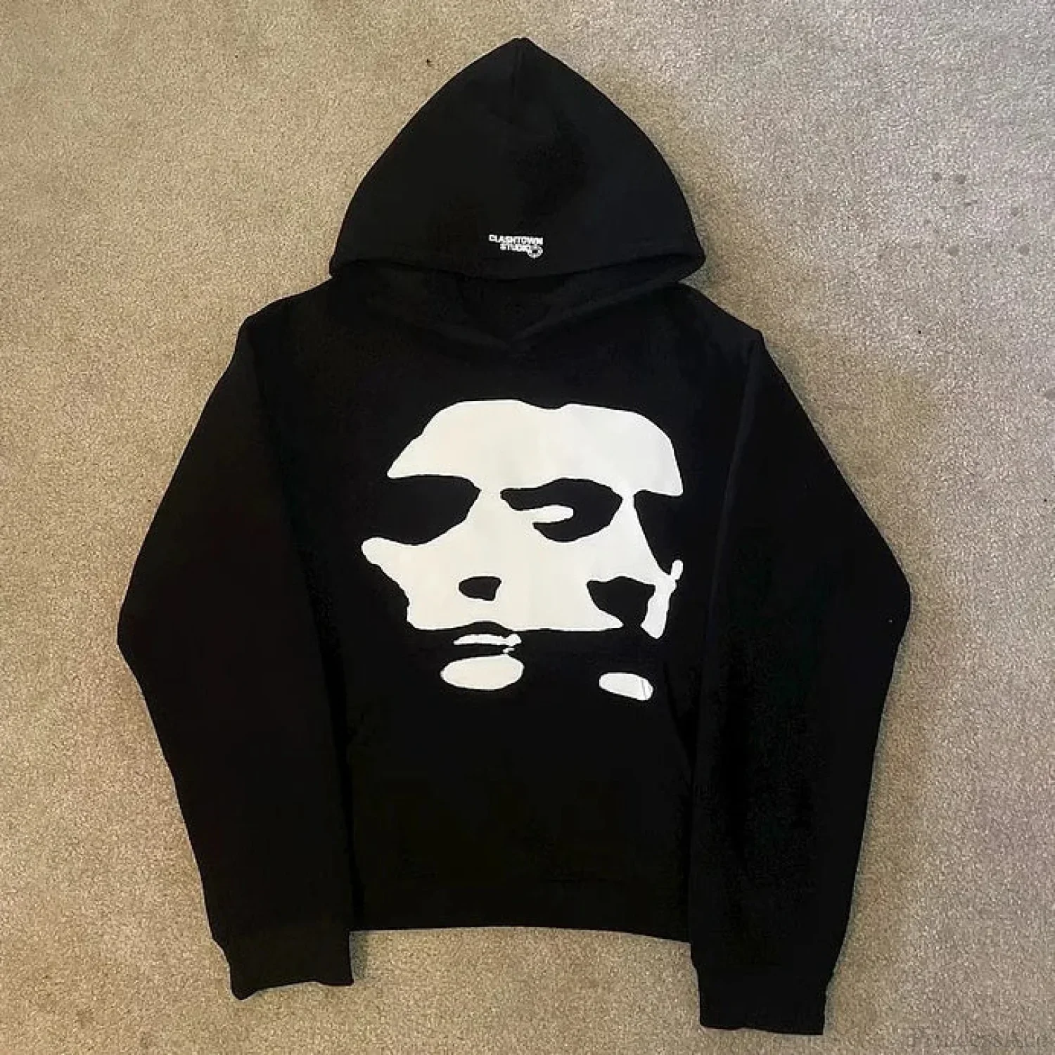 Two-Face Graphic Oversized Hoodie - Image 2