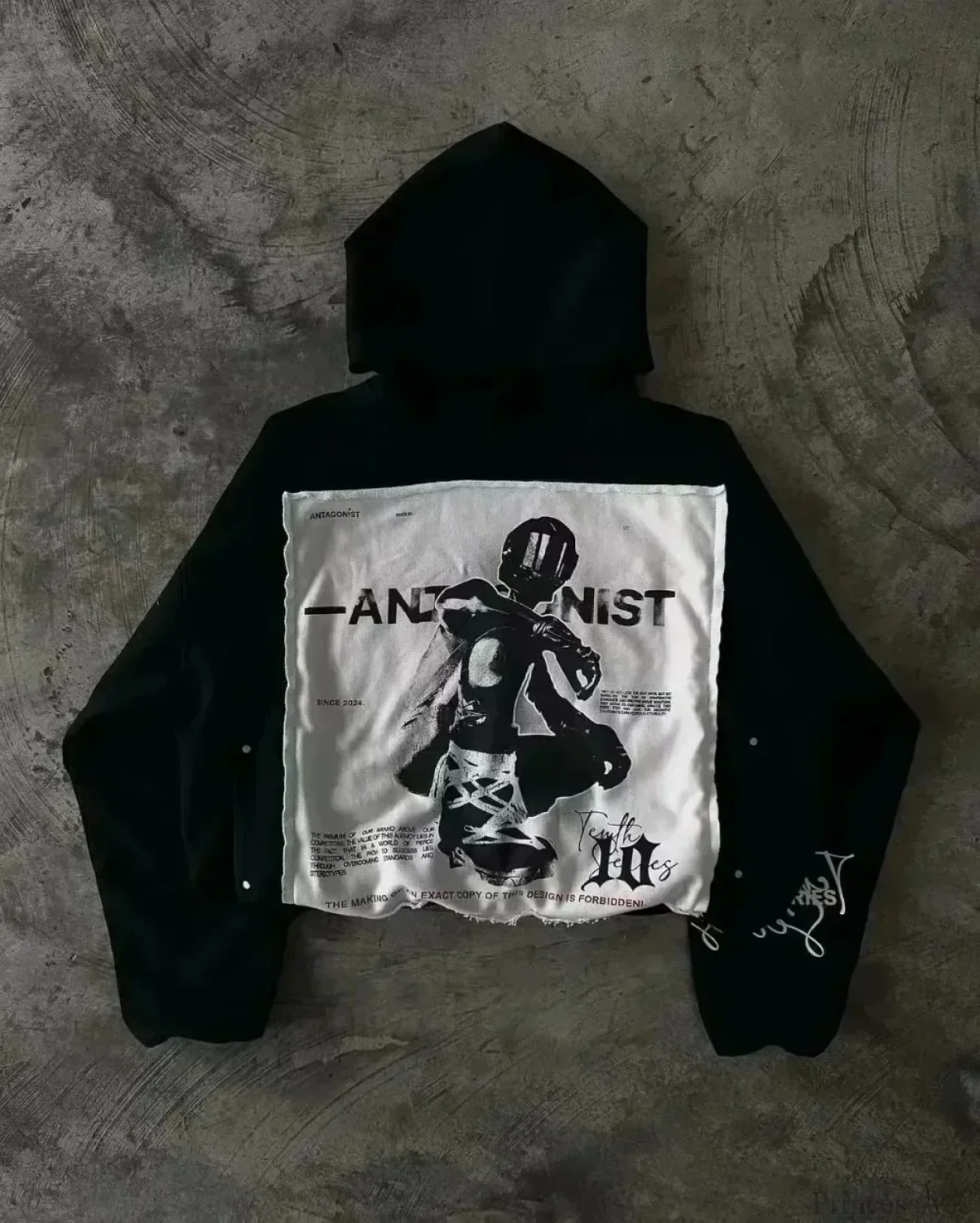 Two-Face Graphic Oversized Hoodie - Image 7