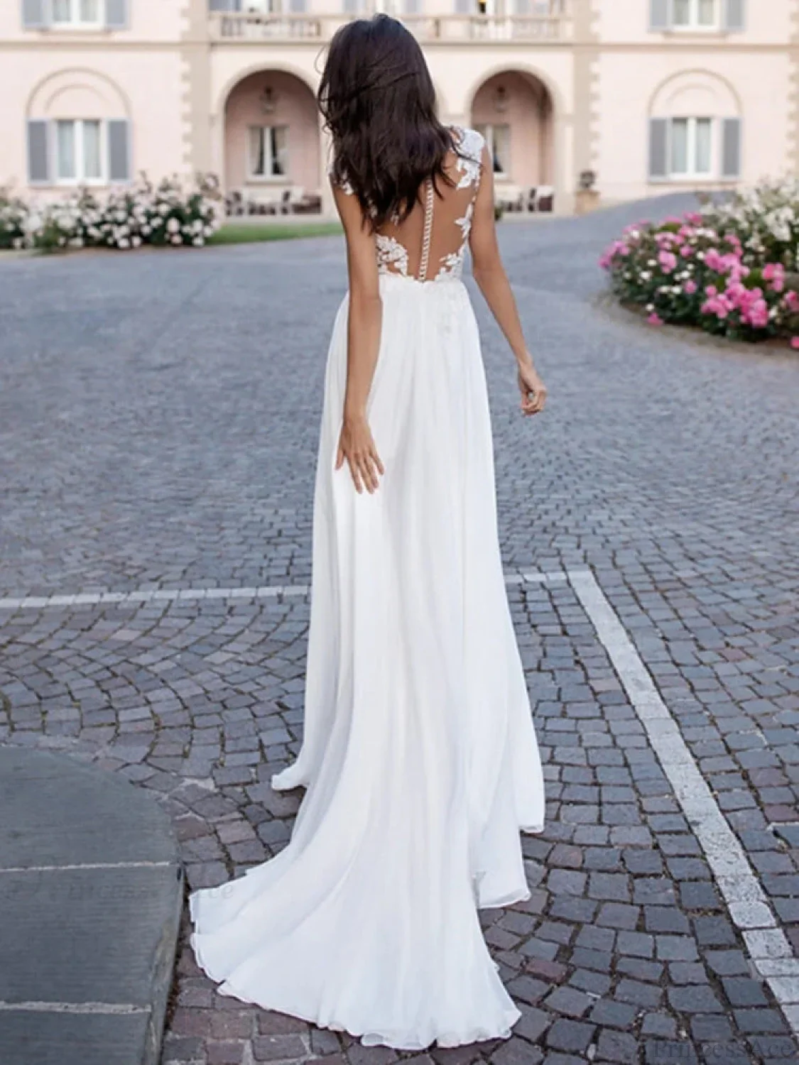 U-Neck Long Sleeve Backless Wedding Dress - Image 4