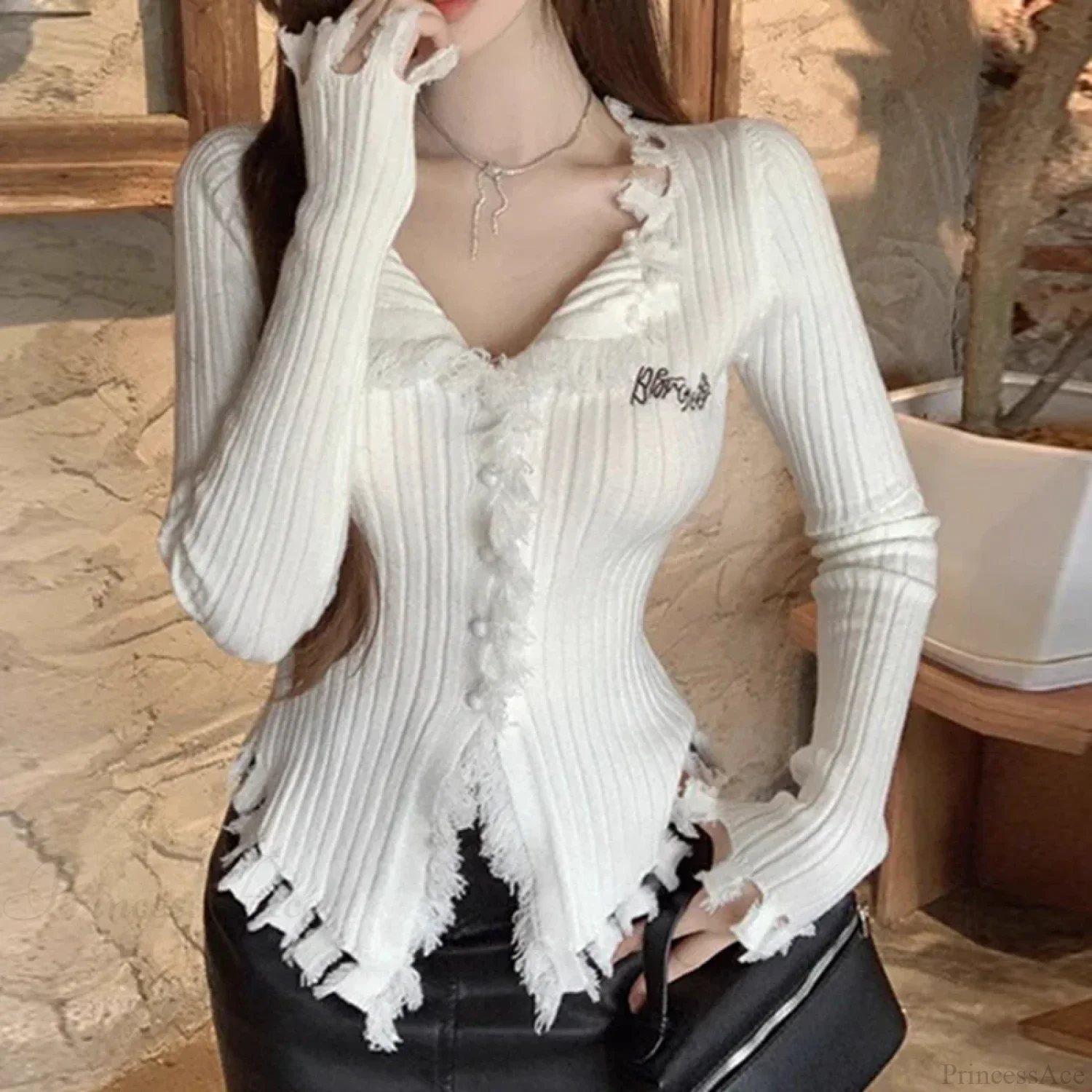 V-Neck Knit Sweater Pattern Tassel Irregular Hem Knit Top - Image 3