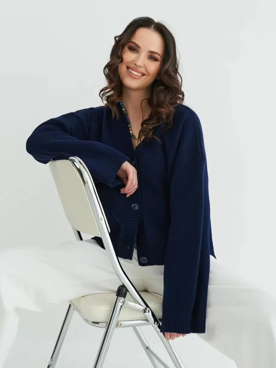 V-Neck Pocket Knit Cardigan - Image 20