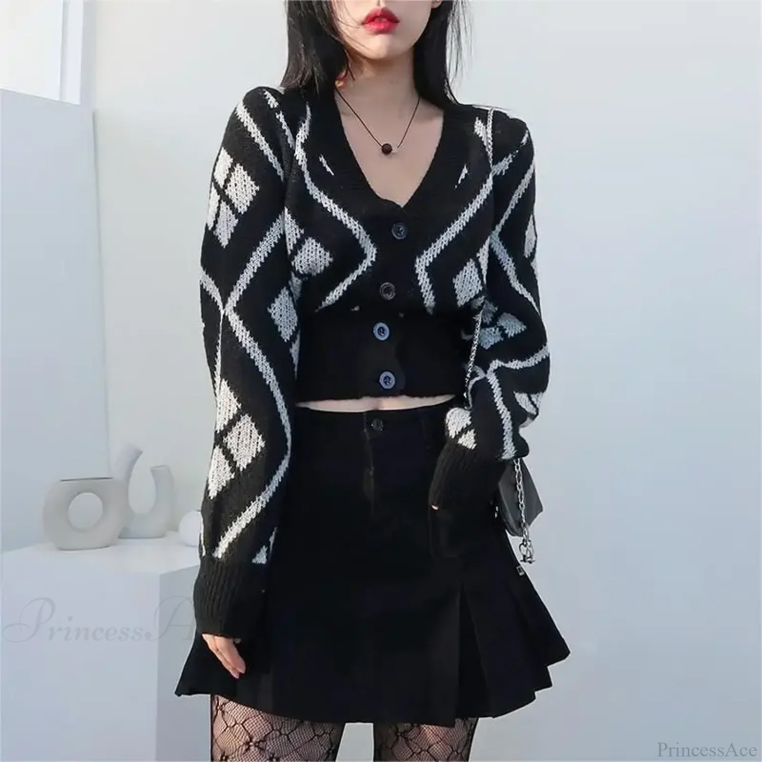 V-neck Printed Button Cardigan - Image 5