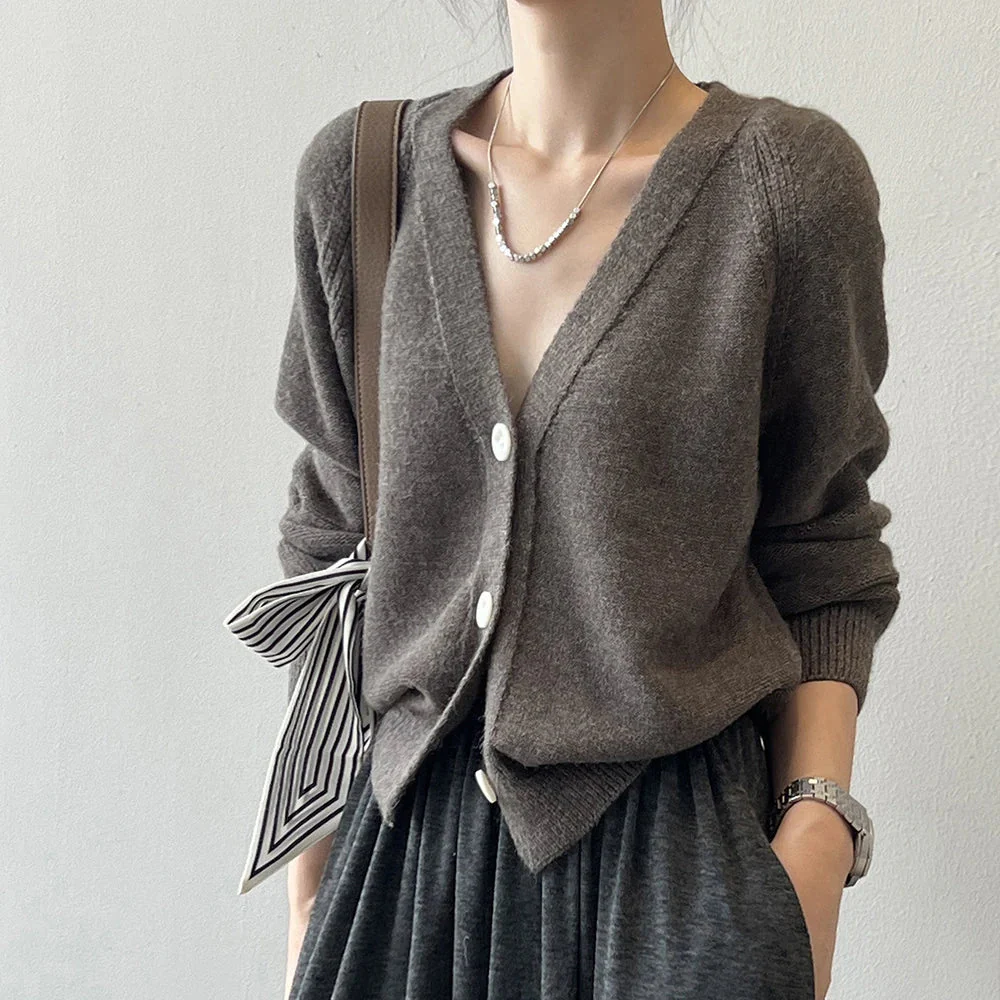 V-Neck Single Button Knitted Green Cape Clothes Autumn Women Sweater - Image 2