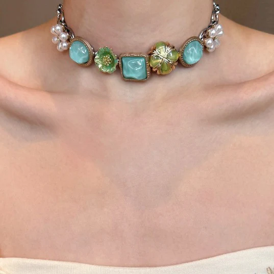 Vintage Boho Beaded Layered NeckLace - Image 3