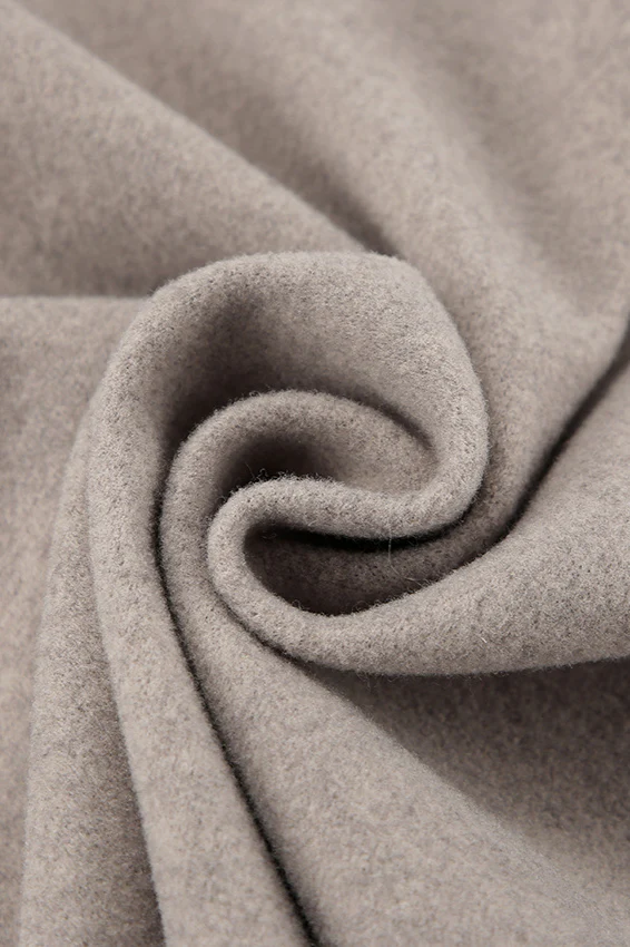 Vintage Brown V-Neck Wool Coat - Image 5