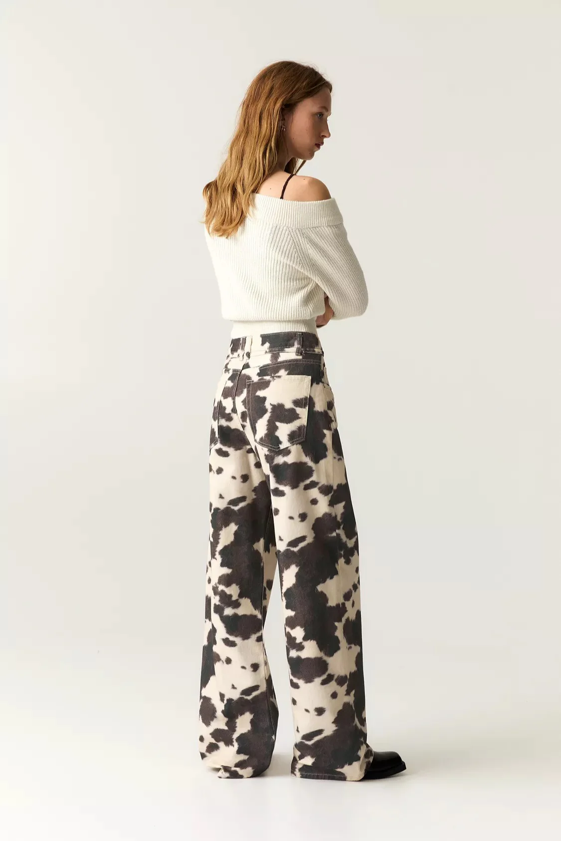 Vintage Cow Print Casual Jeans - Image 2