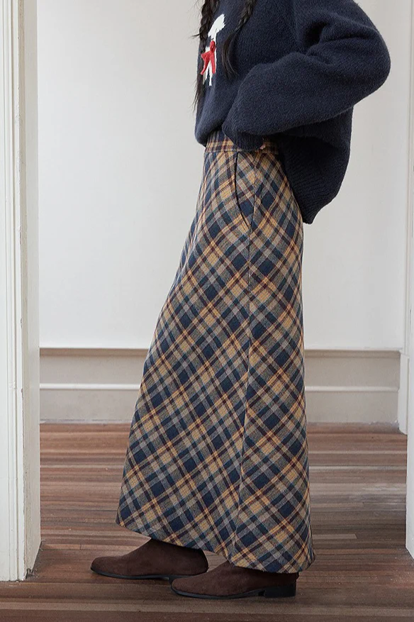 Vintage High-Waist Plaid Pencil Skirt - Image 3