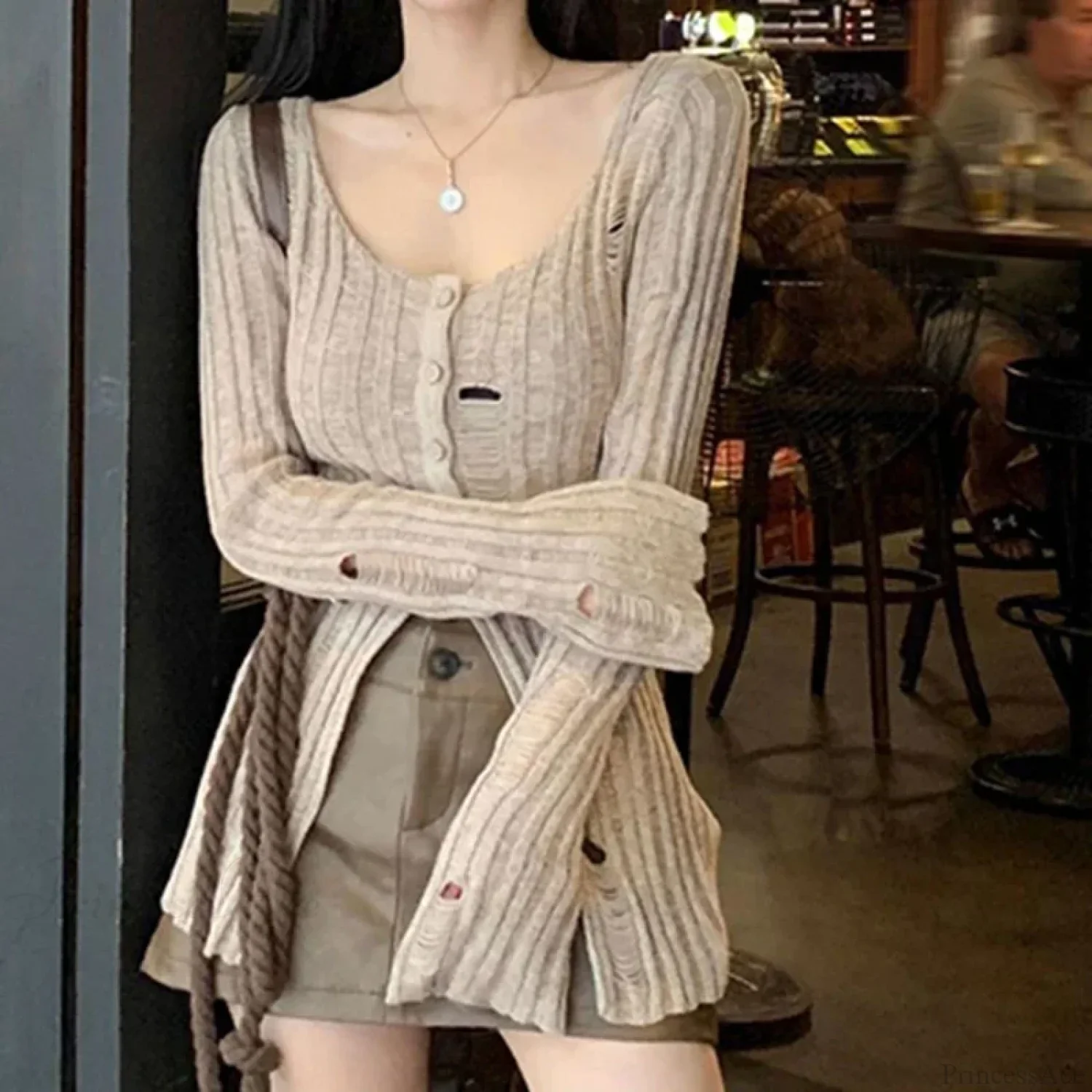 Vintage Knitted Spring Long Sleeve Button Closure Slim Knit Top - Image 6