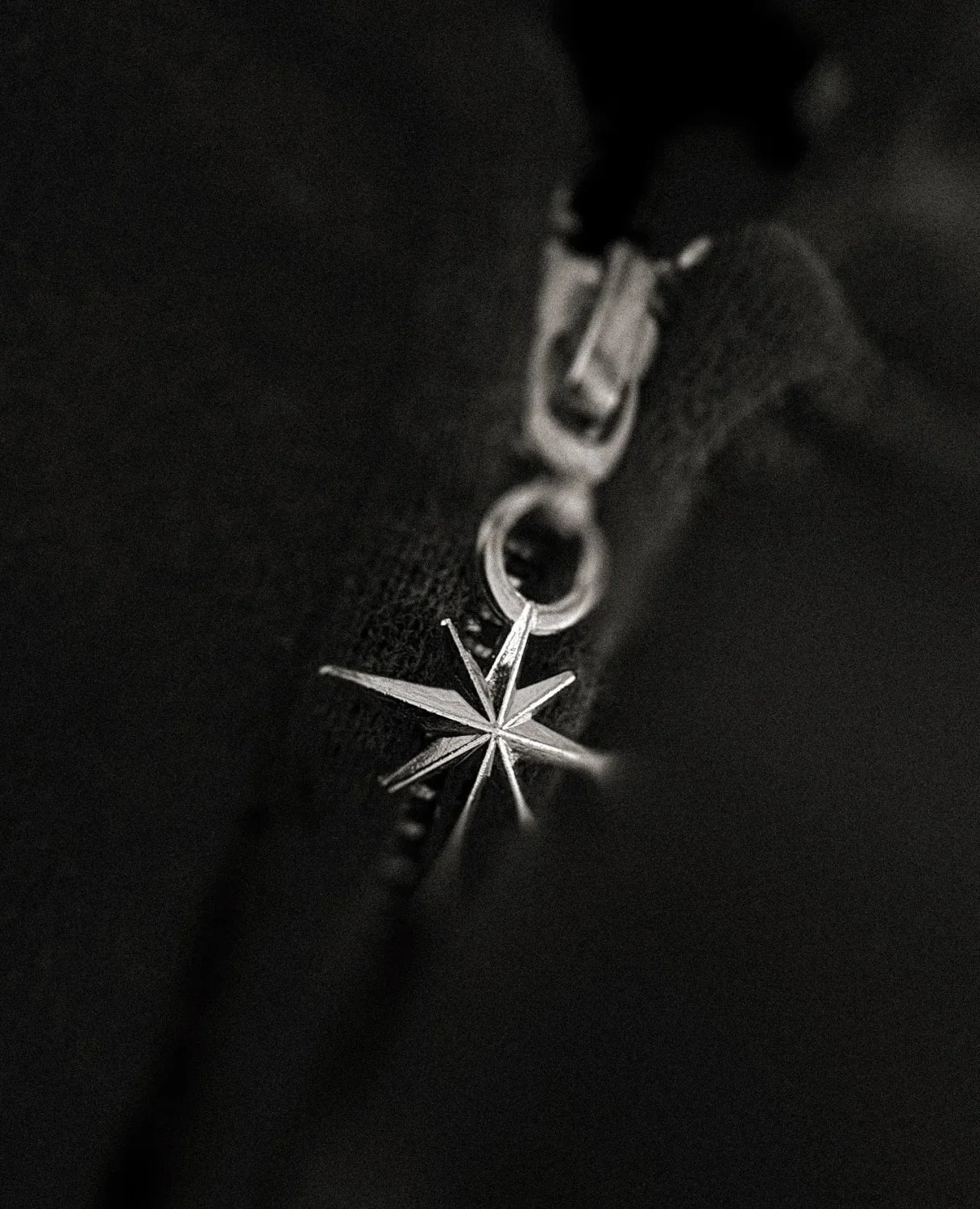 Vintage Print Zip Up Hoodie - Image 4