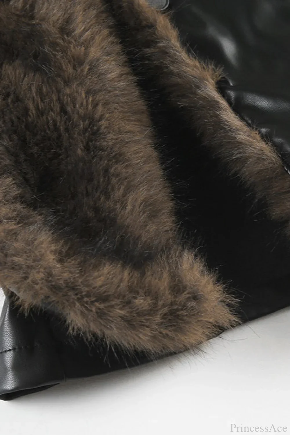 Vintage Y2K Furry Collar Leather Waist - Cinching Jacket - Image 5