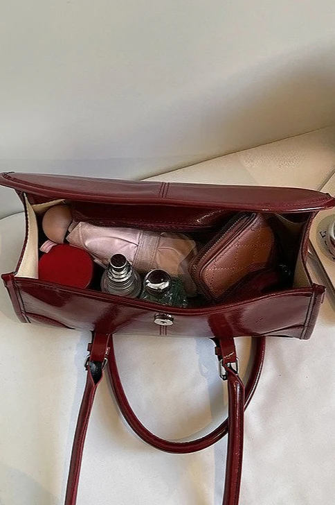Waxed Leather Retro Long Handbag Chic Shoulder Underarm Commuter Bag - Image 4