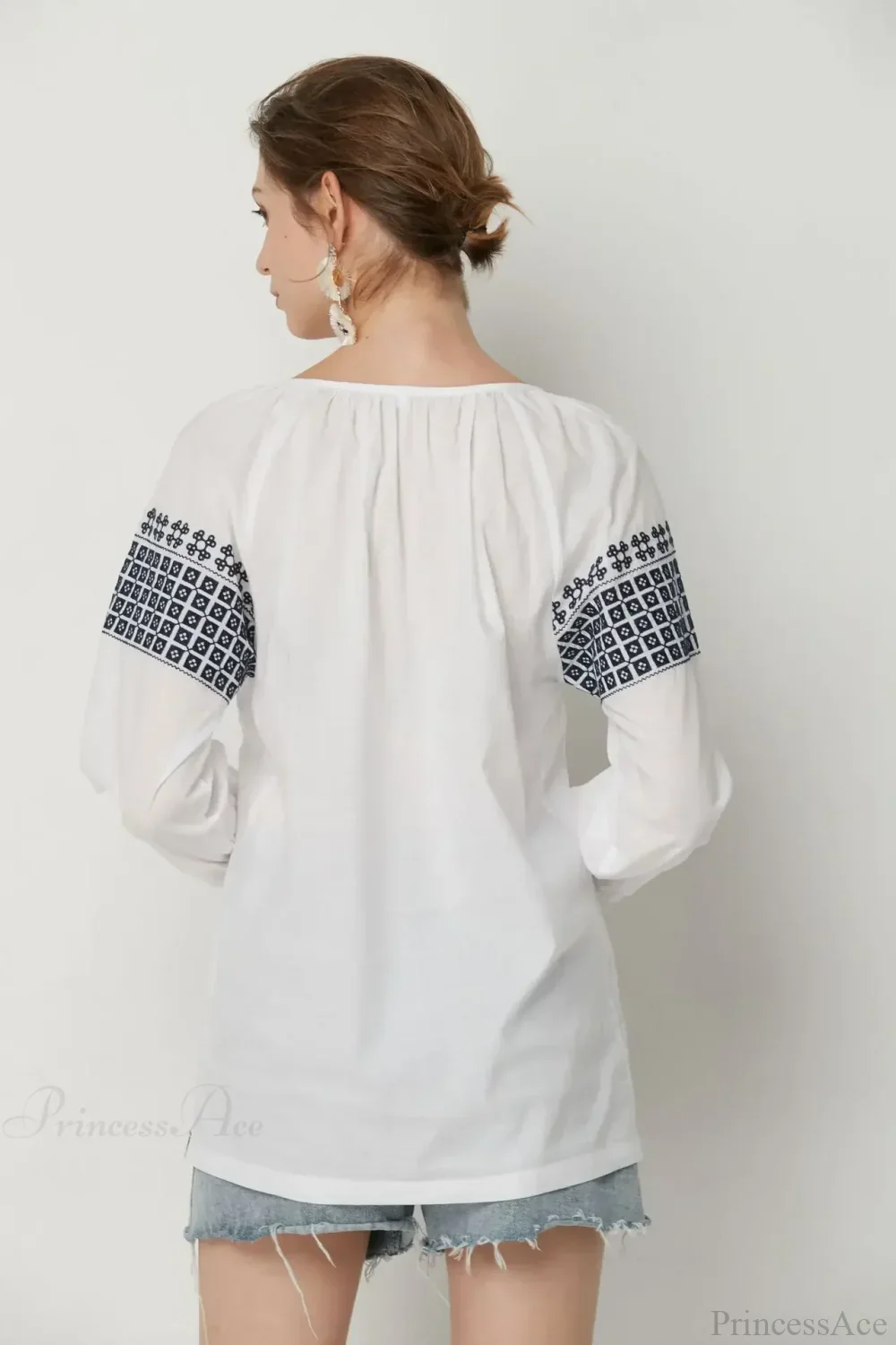 White Cotton Embroidery V-Neck Loose Pullover Boho Blouse - Image 5