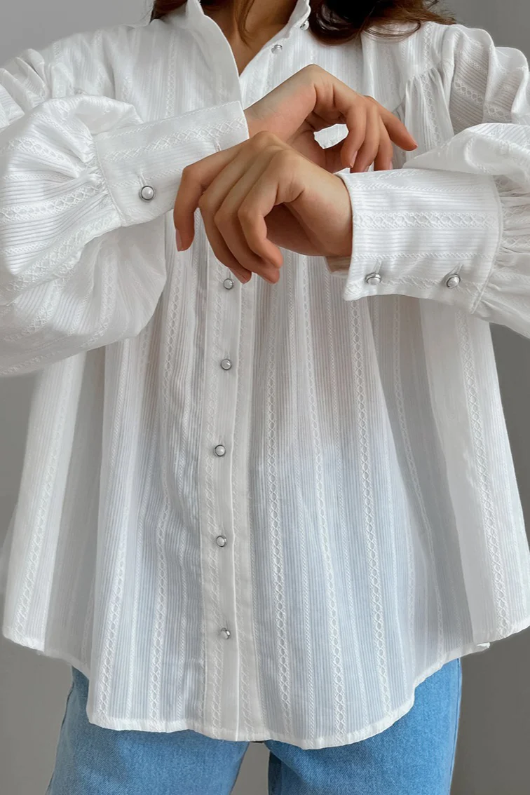 White Cotton Jacquard Stand Collar Blouse - Image 5