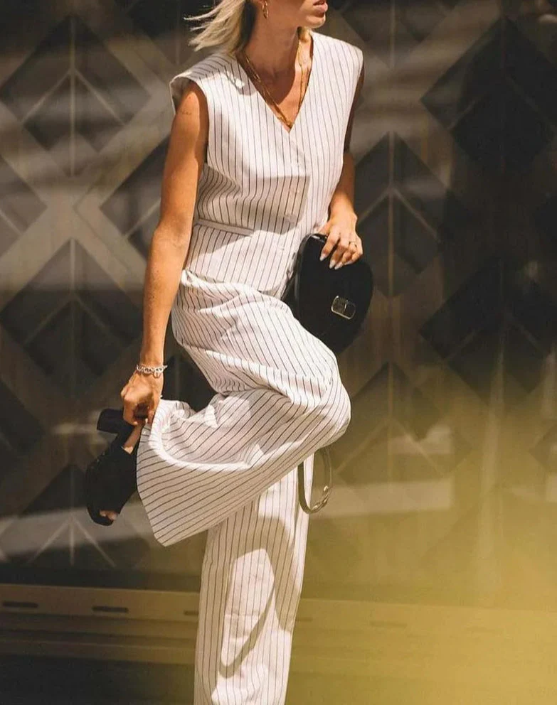 White Print V-Neck Sleeveless Trousers Office Two Piece Set - Image 2