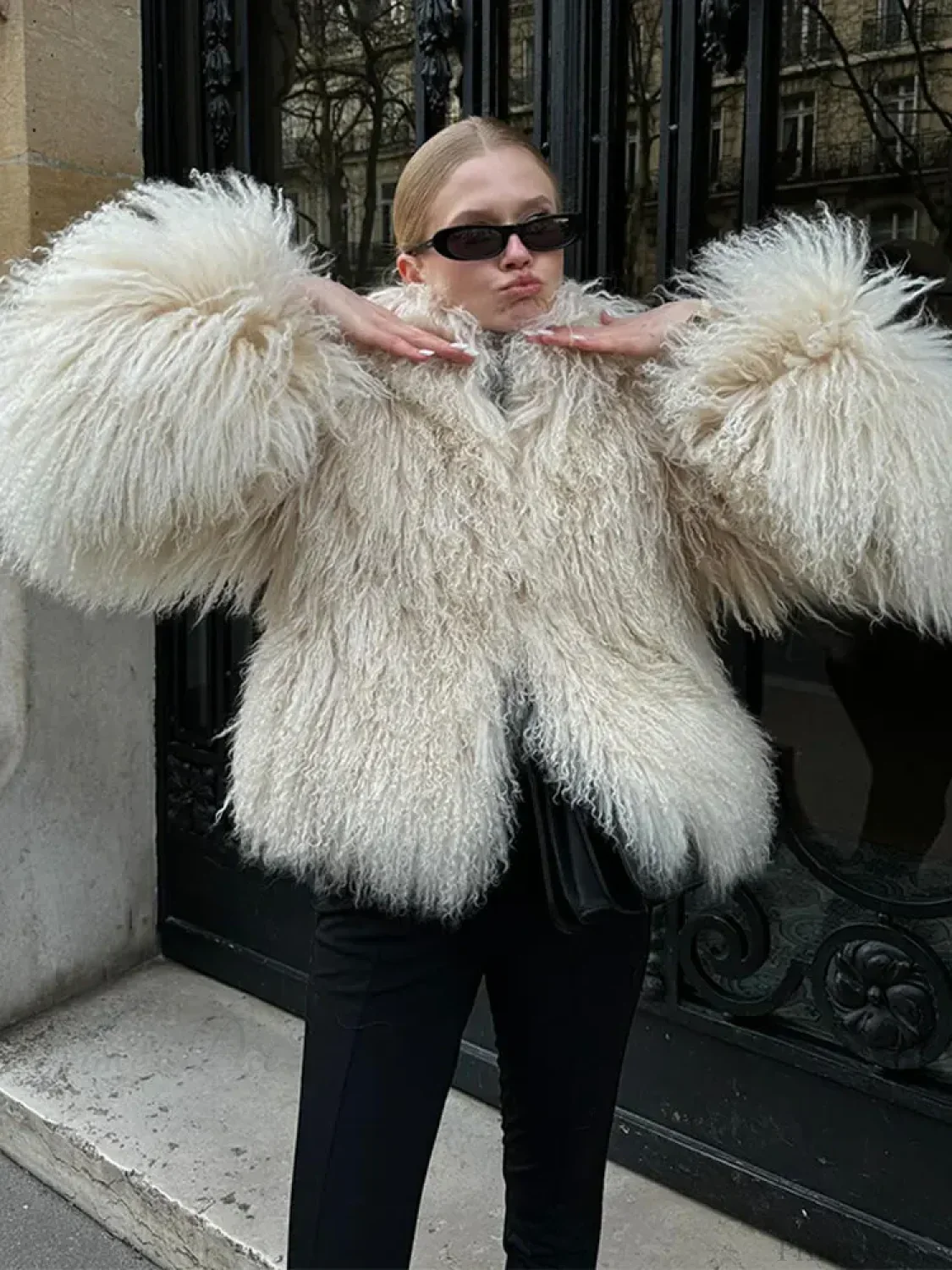 White Thicken Cropped Coat - Image 2