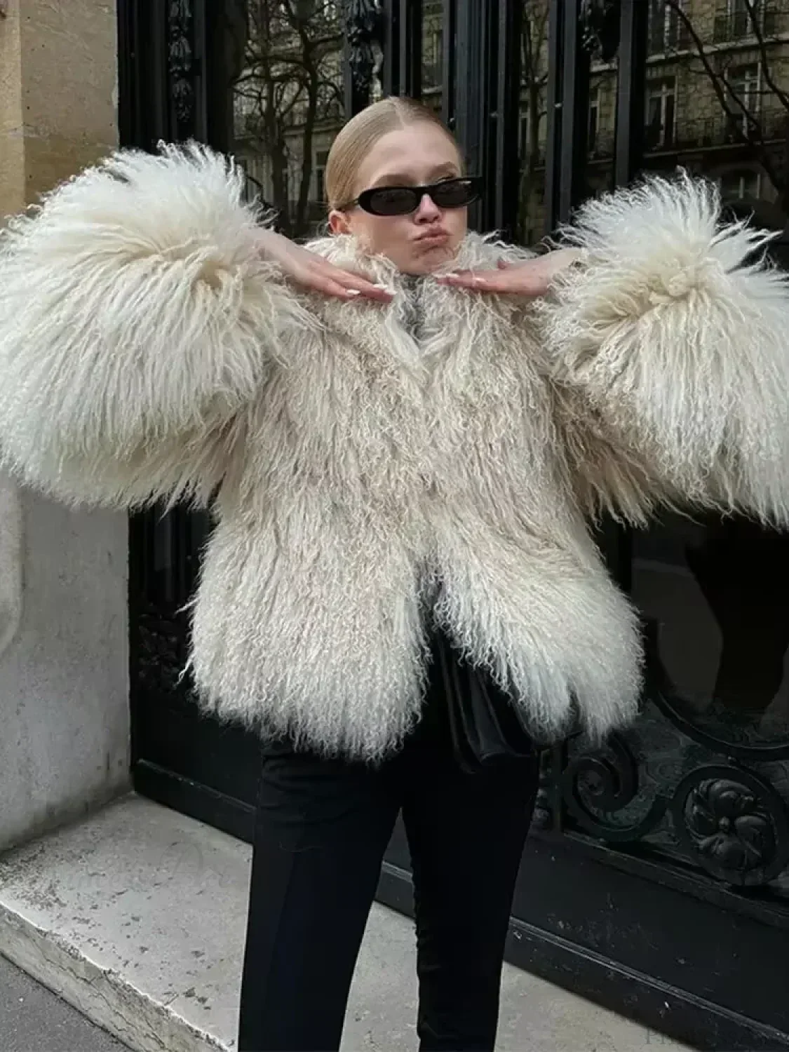 White Thicken Cropped Coat - Image 6