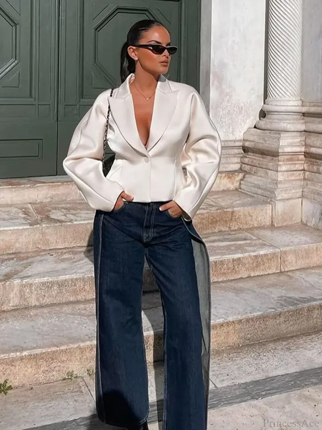 White V-neck Blazer Short Coat - Image 3