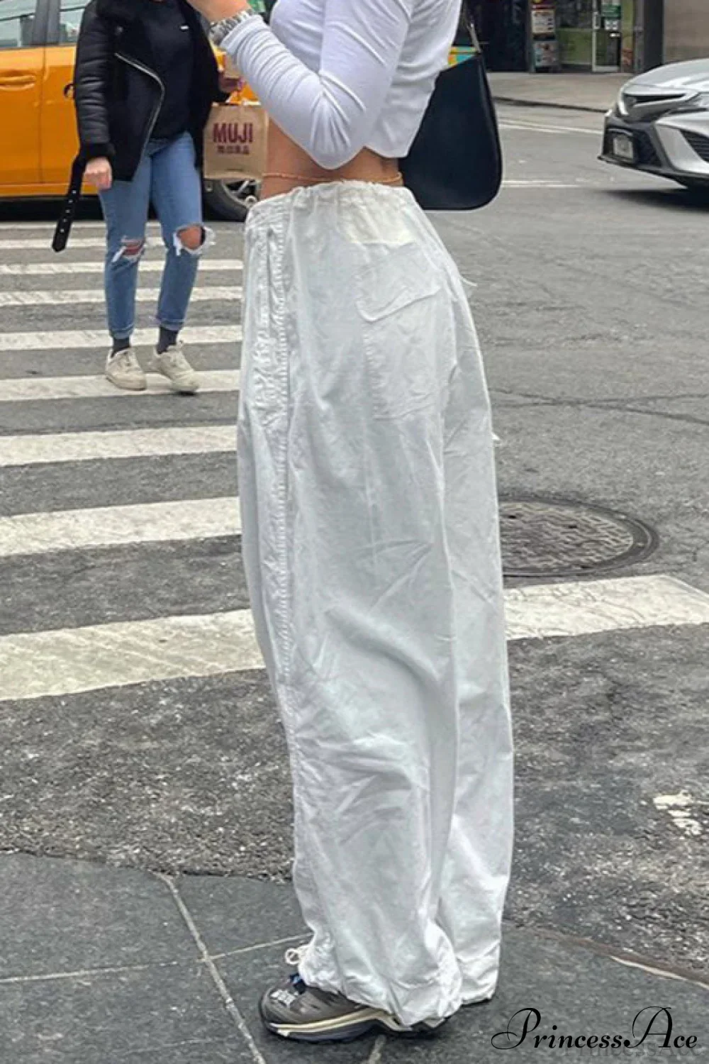 Wide Leg Woven Multi Pocket Cargo Pants - Image 2