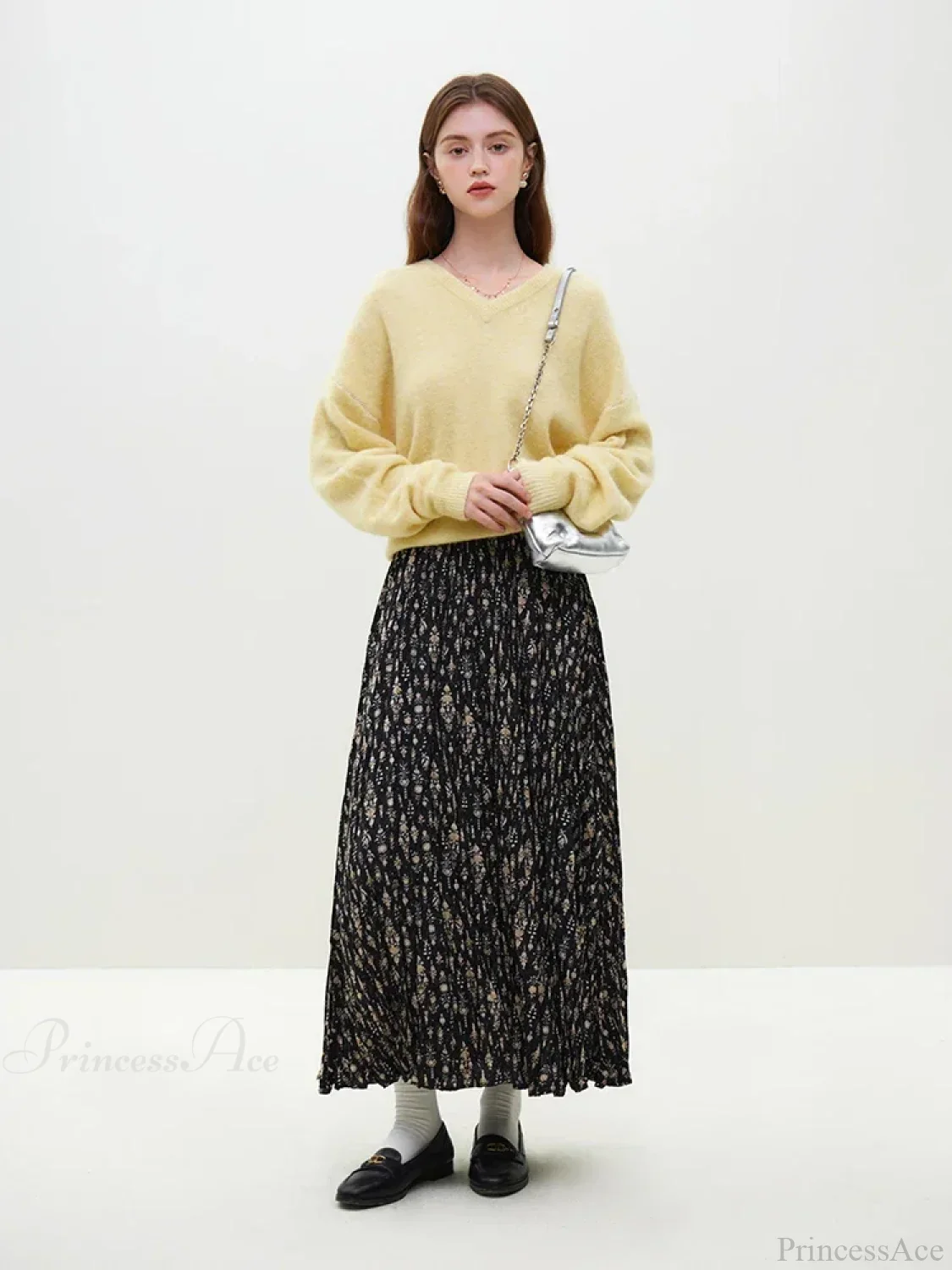 Wool Alpaca V-Neck Drop Sleeve Sweater - Image 2